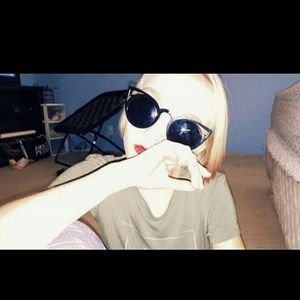 Meet your Posher, Kiara